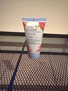 1oz Estée Lauder Perfectly Clean Multi-Action Foam Cleanser/Purifying Mask